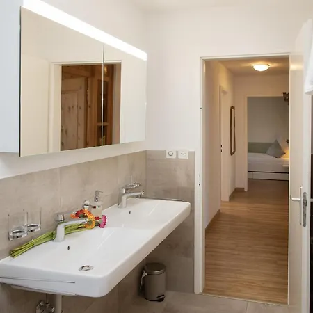 Chesa Ova Cotschna 306 By Interhome Lägenhet St. Moritz